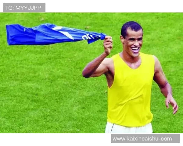 足球明星大罗精彩瞬间回顾视频带你重温传奇时刻与辉煌成就